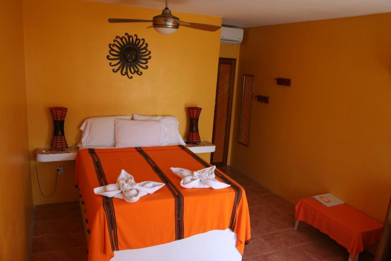 Seaside Cabanas Hotel Caye Corker Dış mekan fotoğraf