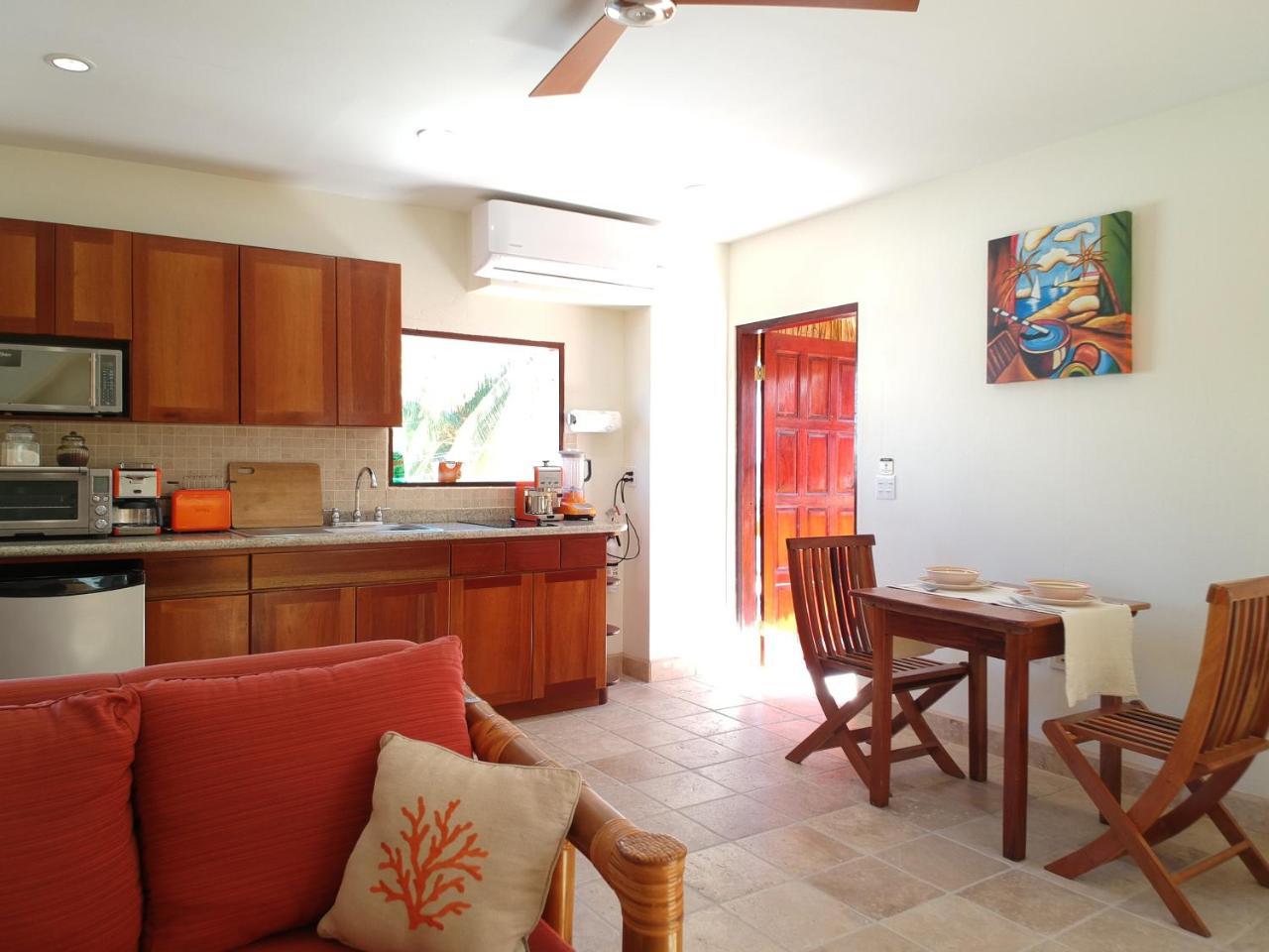 Seaside Cabanas Hotel Caye Corker Dış mekan fotoğraf