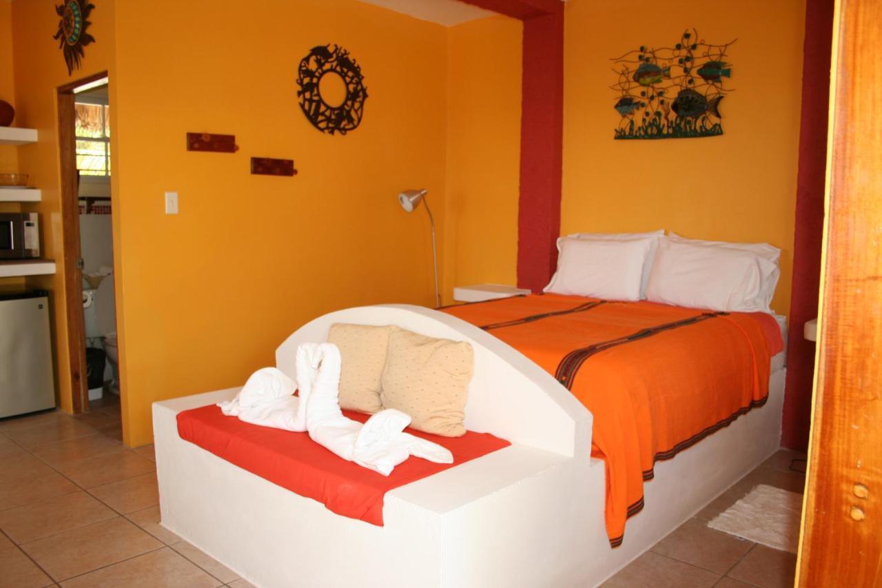 Seaside Cabanas Hotel Caye Corker Dış mekan fotoğraf